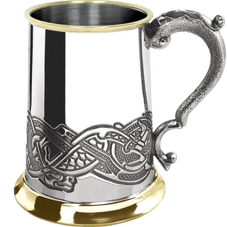 Celtic collection 1pt celtic scene brass lip & base tankard pewter