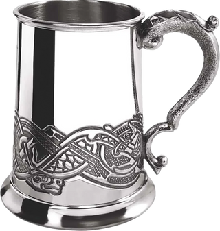 Celtic collection 1pt celtic scene tankard pewter - United Cellars